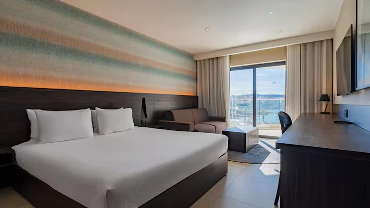King Superior Room